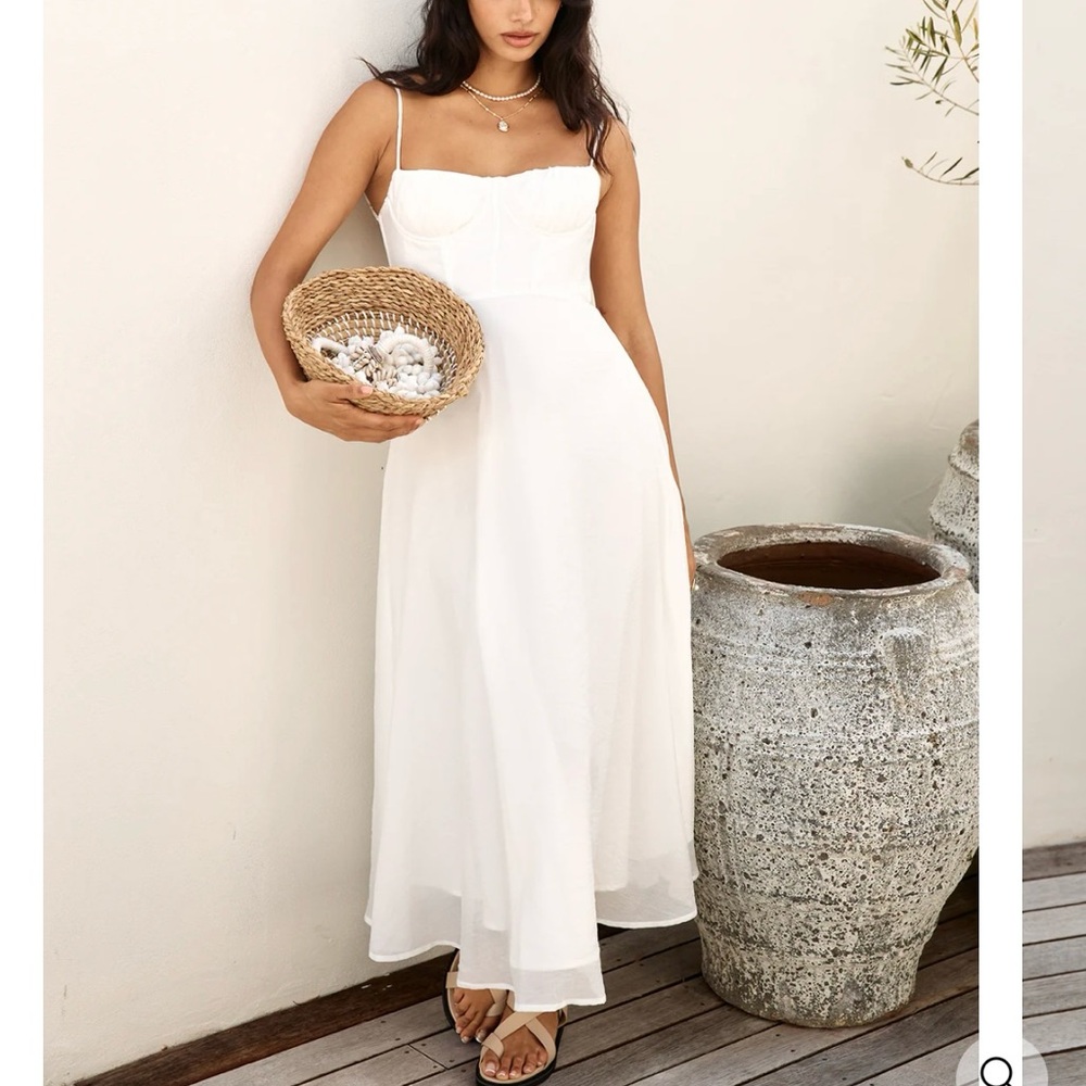 Sophisticated White Maxi Dress